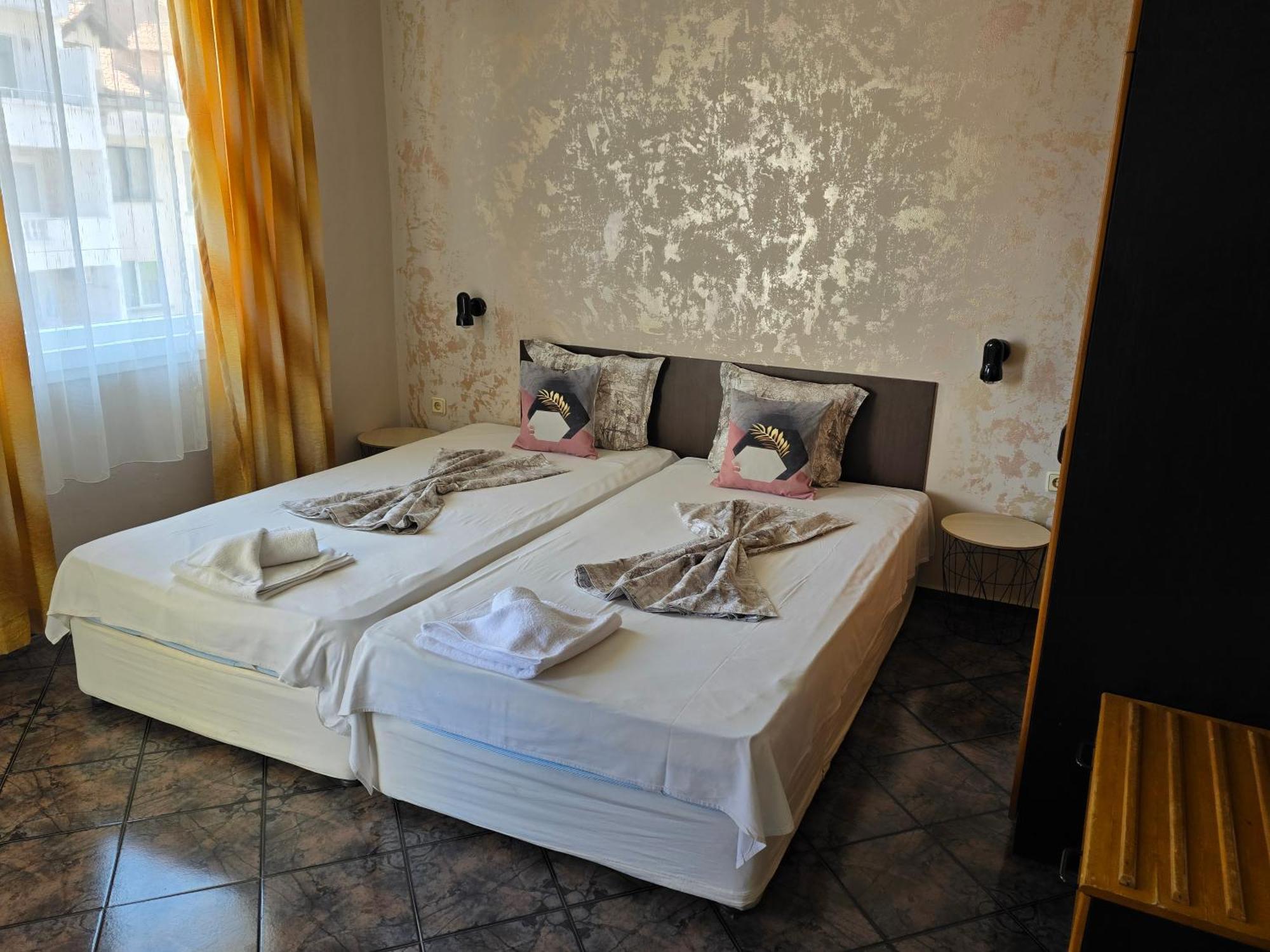 Orion Guest House 3*