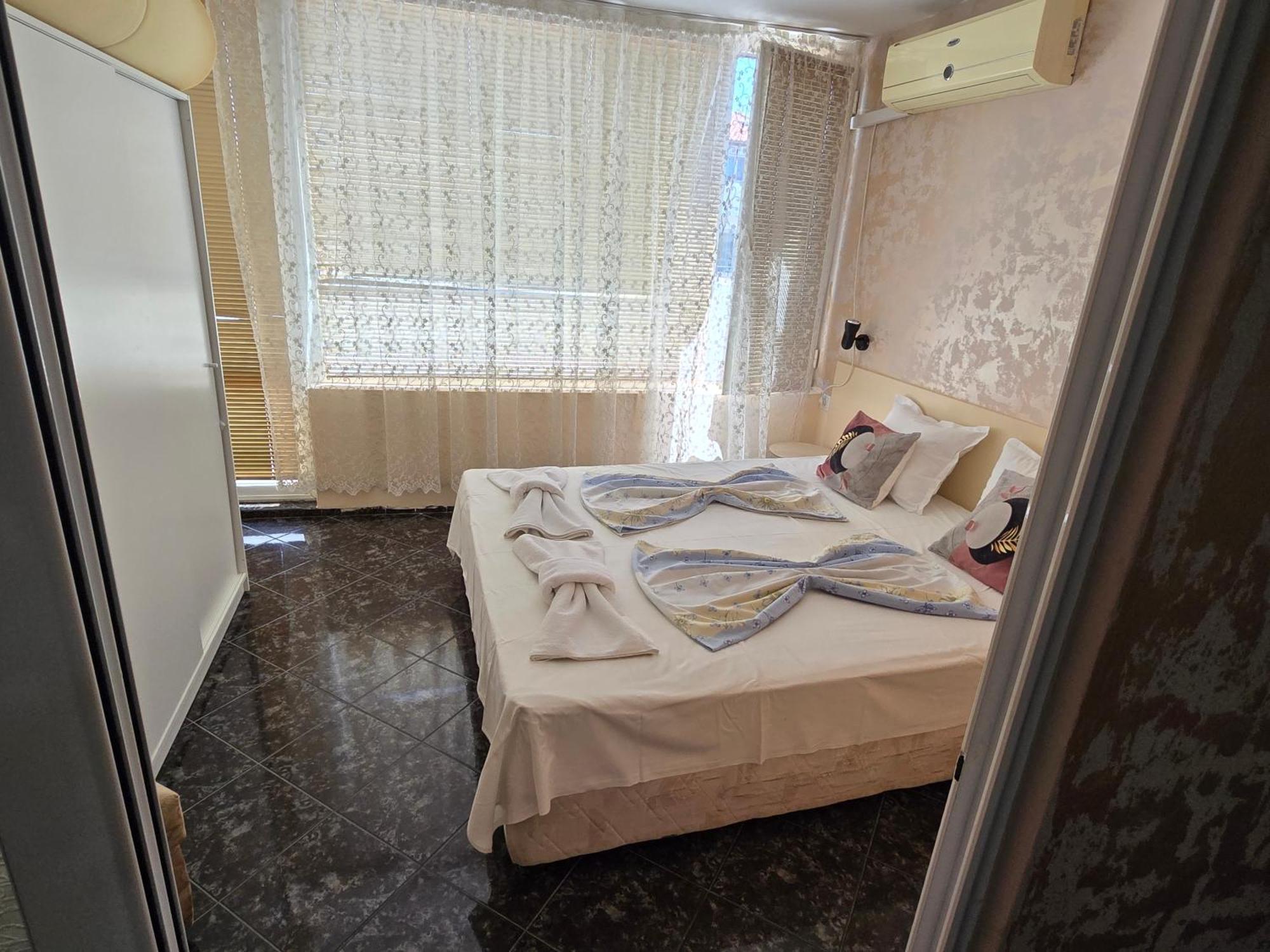 Orion Guest House 3*