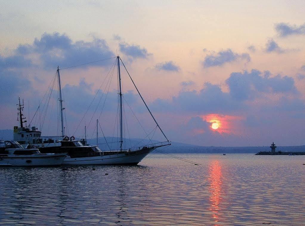 Orion Guest House 3* Sozopol